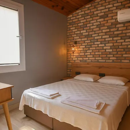 Balli Boutique & Restaurant 3*