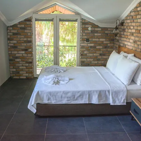 Balli Boutique & Restaurant Hotel 3*